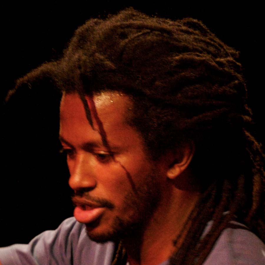 Luis Ribeiro Luis Ribeiro